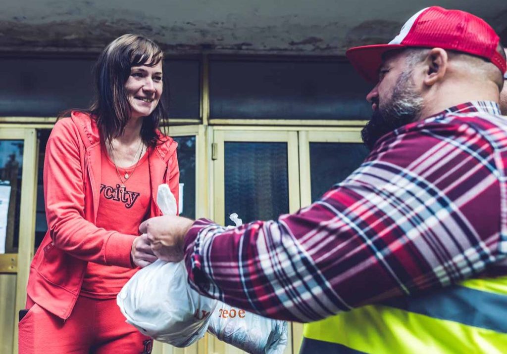 World Relief partnered with an organization based in Romania to provide emergency aid, including food, to families displaced by war in Ukraine.