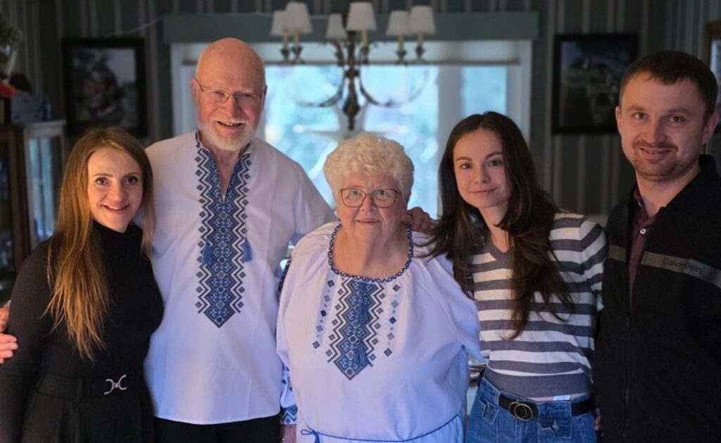 Volunteers like the Rogers help Ukrainians feel welcome.